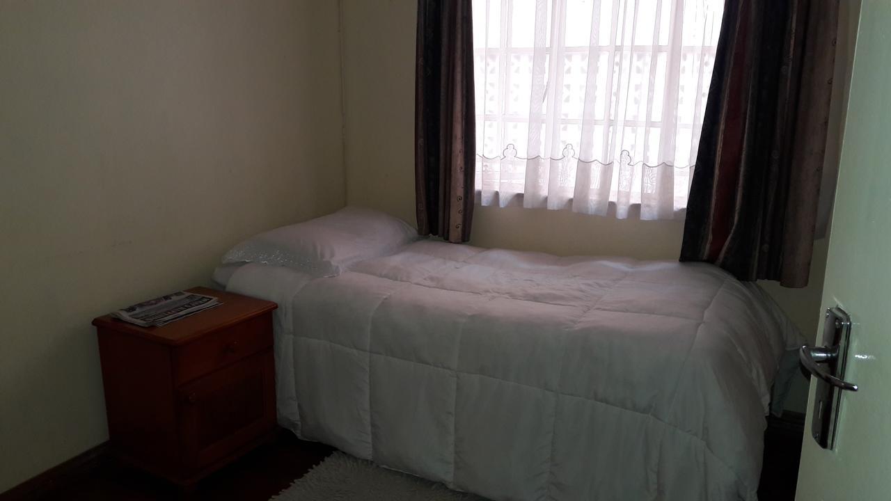 Upperroom Guesthouse 음바바네 외부 사진